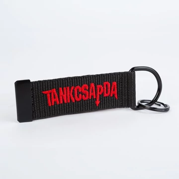 Tankcsapda kulcstartó - fekete/piros