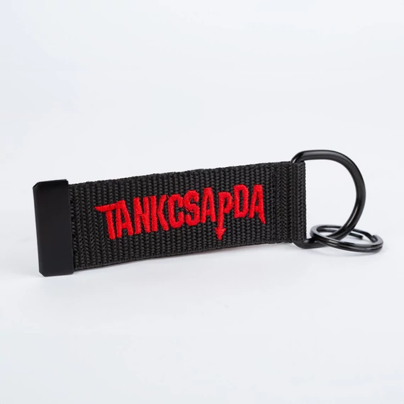 Tankcsapda kulcstartó - fekete/piros
